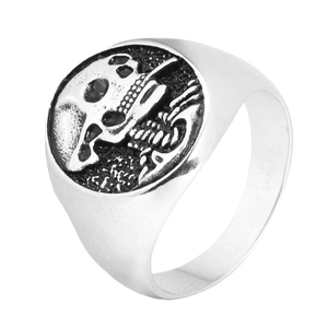 Retro punk smoking skull ring in silver stainless steel with gothic embossed design
