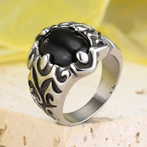 Vintage Titanium Steel Men Ring With Oval Black Rhinestone Gothic Punk Tribal Carved Distressed Band Retro Biker Jewelry