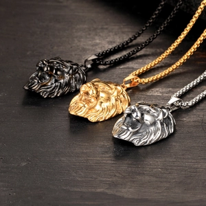 Colgante de cabeza de león estilo punk retro en negro, oro y plata para hombre y mujer
