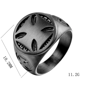 Detailed macro view of vintage gothic cross ring with 18.2mm diameter and matte black finish