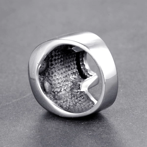 Anello teschio vintage in acciaio inossidabile lucido con trama interna a nido d'ape