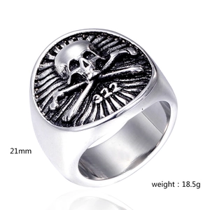 Retro stainless steel punk skull ring with embossed pirate crossbones and 322 engraving