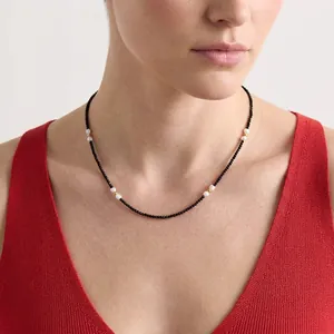 Collier Élégant en Acier Inoxydable à Künstliche Perles Noires Avec Künstliche Perle d'Imitation Cœur Blanc Künstliche Perles Dorées Choker pour Femme Bijoux