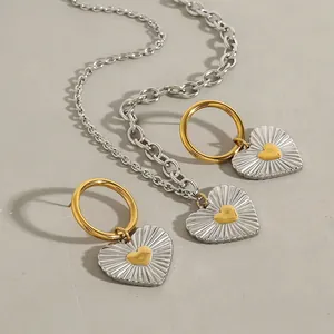 Stainless Steel Heart Jewelry Set For Women Two-Tone Radiant Texture Heart Pendant Necklace And Stud Earrings Fashion Gift