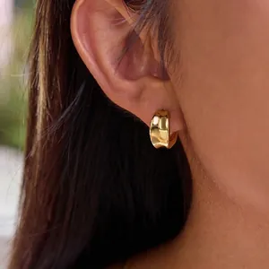 Boucles d'Oreilles Créoles en Acier Inoxydable Or Luxe pour Femmes Imperméables Hypoallergéniques Design Géométrique en C