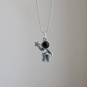Vintage Alloy Astronaut Pendant Necklace With Star For Couples Friends Unisex Personalized Space Theme Jewelry Gift