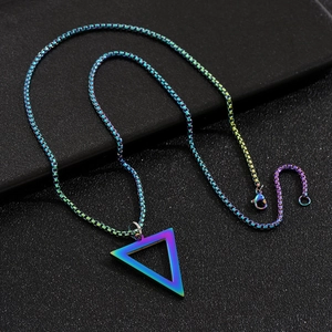 Edelstahl Dreieck Anhänger Halskette Für Herren Damen Geometrisch Regenbogen Schwarz Silber Blau Mode Schmuck Box-Kette Geschenk