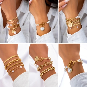 Women Vintage Gold Artificial Pearl Chain Heart Rhinestone Queen Coin Pendant Multilayer Toggle Clasp Bracelets For Fashion Jewelry