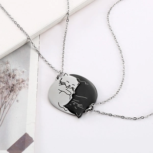 Polished Stainless Steel Interlocking Cat Pendant Necklace For Lovers Friends Elegant Black White Kitty Animal Jewelry Gift