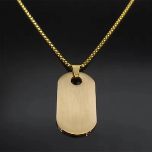 Men's fashion minimalist golden stainless steel square dog tag pendant necklace with franco chain