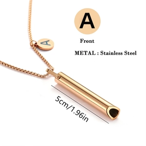 Collar silbato de respiración de acero oro rosa con colgante letra A, largo de 5cm
