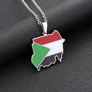 Collier pendentif carte du Soudan en acier inoxydable aux couleurs du drapeau