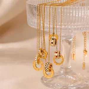 Collar con Colgante de Acero Inoxidable con Strass para Mujer Chapado en Oro Cuentas de la Suerte Doble Anillo Corazón Floral Joyas