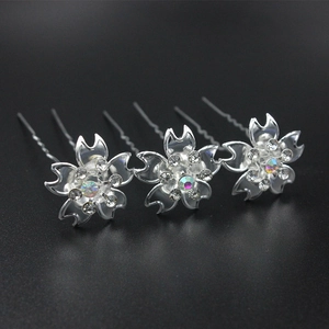 Épingle à Cheveux en Fer en Forme de U Avec Fleur en Strass Argenté Bâton à Cheveux pour Femmes Accessoires Cheveux Mariage