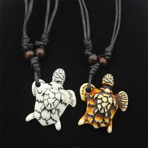 Tribal Resin Sea Turtle Pendant Necklace Adjustable Wax Cord Mother Child Design Ethnic Wood Bead Hawaiian Jewelry