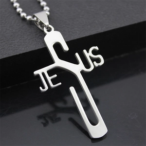 Ciondolo Croce con Lettere JESUS in Acciaio Inossidabile per Uomo Donna Gioielli Religiosi Crocifisso Cristiano Solo Ciondolo