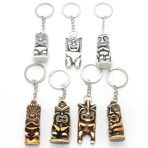 Retro Tiki Statue Keychain Resin Tribal Totem Key Ring Polynesian Style Figurine Pendant Car Backpack Accessory Gifts