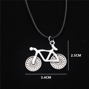 Vintage Silber Fahrrad Anhänger Halskette mit schwarzer Kordel und 3,4cm x 2,5cm Maßen