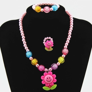 Set gioielli bambini con perle rosa, collana di girasole, braccialetto e anello