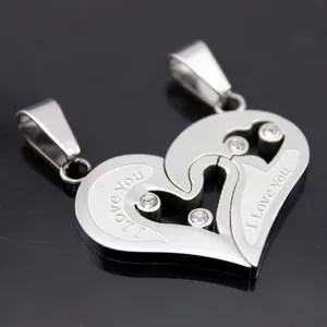 Ensemble de colliers puzzle cœur en acier inoxydable argenté sertis de quatre zircons