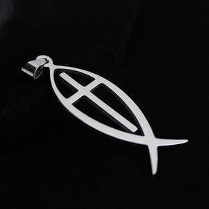 Pendentif poisson Ichthys en acier inoxydable poli avec croix évidée pour collier