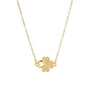 Collier trèfle plaqué or 14k avec cristaux pavés et détail en forme de cœur ajouré