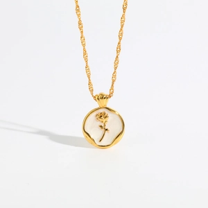 Collier Pendentif Pièce Ronde Fleur Rose Laiton Plaqué Or 14K Vintage Français pour Femme Bijoux Floraux Élégants