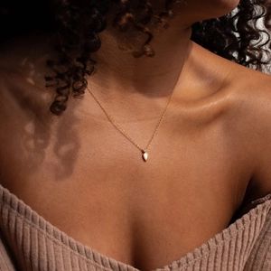 Luxury Copper 14K Gold Plated Teardrop Pendant Necklace For Women Retro Zirconia Water Drop Clavicle Chain Jewelry Gift