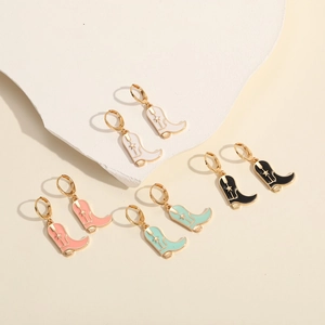 Pendientes de botas de vaquero de colores blanco rosa menta negro bañados en oro 14k