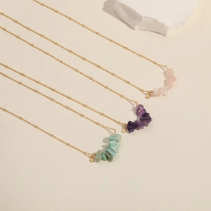 Naturstein Kies Anhänger Halskette Für Damen 14K Vergoldetes Kupfer Minimalistische Unregelmäßige Amethyst Schlüsselbeinkette