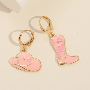 Ohrringe mit rosa Emaille-Cowboyhut und -Stiefel mit 14k Vergoldung für Damen