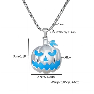 Detailed size chart of a silver pumpkin pendant with dimensions and steel chain specs
