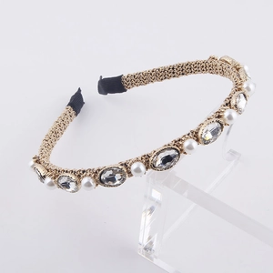 Fashion minimalist gold wire headband with elegant faux pearls and crystals