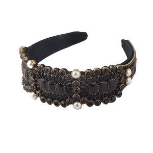 Cerchietto largo barocco con cristalli neri e perle bianche su base nera elegante