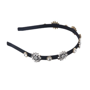 Elegant Korean style headband with crystal snowflakes and water drop diamonds on black fabric