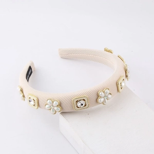 Fashionable beige sponge headband with delicate pearl flowers and sparkling rhinestone accents