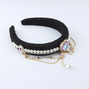Baroque sponge headband with pearls, crystal heart, and golden tassel charms