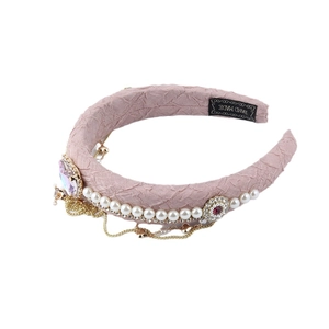 Chic pink pleated sponge headband with pearls, rhinestones and elegant gold tassels