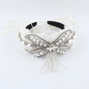 Luxury Baroque Butterfly Rhinestone Headband With Faux Artificial Pearl Tassels Vintage Lace Wedding Hair Accessories For Women Bridal