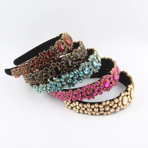 Luxus Barock Vintage Strass Haarreif Für Damen Samt Gepolstert Breit Haarband Kristall Blume Eingelegt Haarschmuck Für Hochzeit Party
