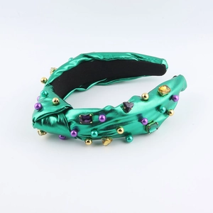 Serre-tête baroque en similicuir vert avec perles et strass colorés étincelants