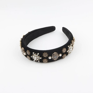 Serre-tête baroque en velours noir orné de perles et strass brillants pour femmes