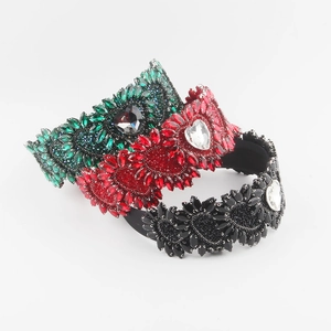 Baroque Luxury Wide Brim Rhinestone Headband For Women Heart Shaped Crystal Padded Hair Band Elegant Party Hair Accessories