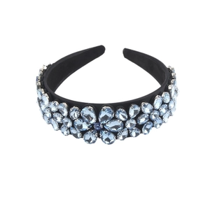 Serre-tête baroque de luxe avec cristaux bleu clair et motifs floraux sur velours noir