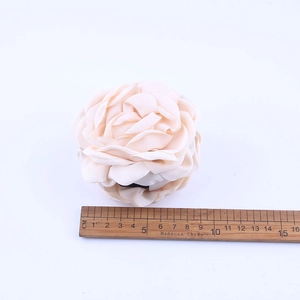 Pinza per capelli a rosa in tessuto 9cm per donna, elegante accessorio floreale