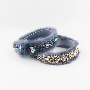 Vintage Wide Brim Sponge Faux Mink Fur Rhinestone Flower Headband For Women Luxury Plush Gauze Floral Hair Accessory Gift