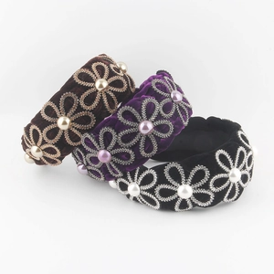 Vintage Velvet Padded Headband With Rhinestone Flower Artificial Pearl High Top Hair Band For Women Banquet Wedding Hair Accessories