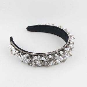 Cerchietto barocco in velluto nero con perle bianche e cristalli grigi per sposa e feste