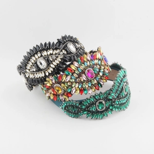 Cerchietto Barocco a Tesa Larga per Donna con Cuore in Strass Colorati Fascia Imbottita Lussuoso Accessorio Capelli con Intarsi