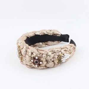 Serre-tête tressé rétro à paillettes champagne avec détails en perles et pierres
